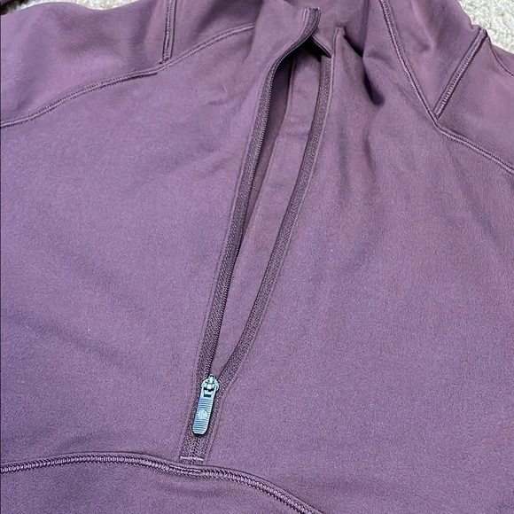 Lululemon Always Alert 1/2 Zip - Picture 4 of 11